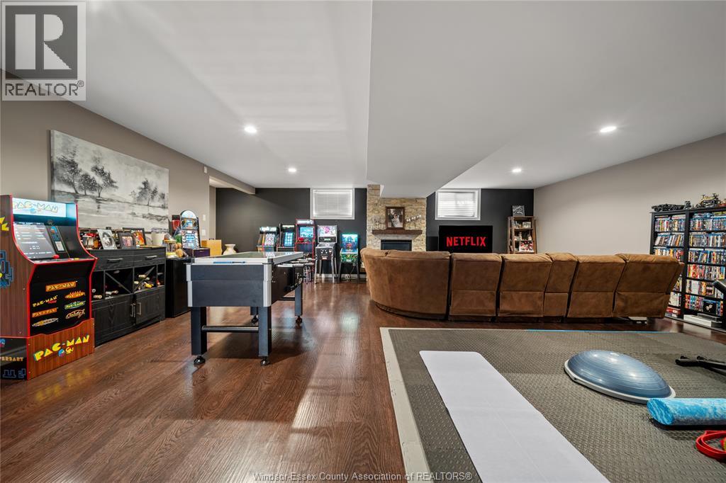Photo 27 of 24 Peachtree Lane, Chatham ON