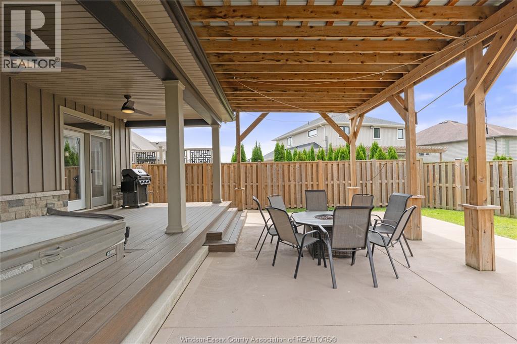 Photo 33 of 24 Peachtree Lane, Chatham ON