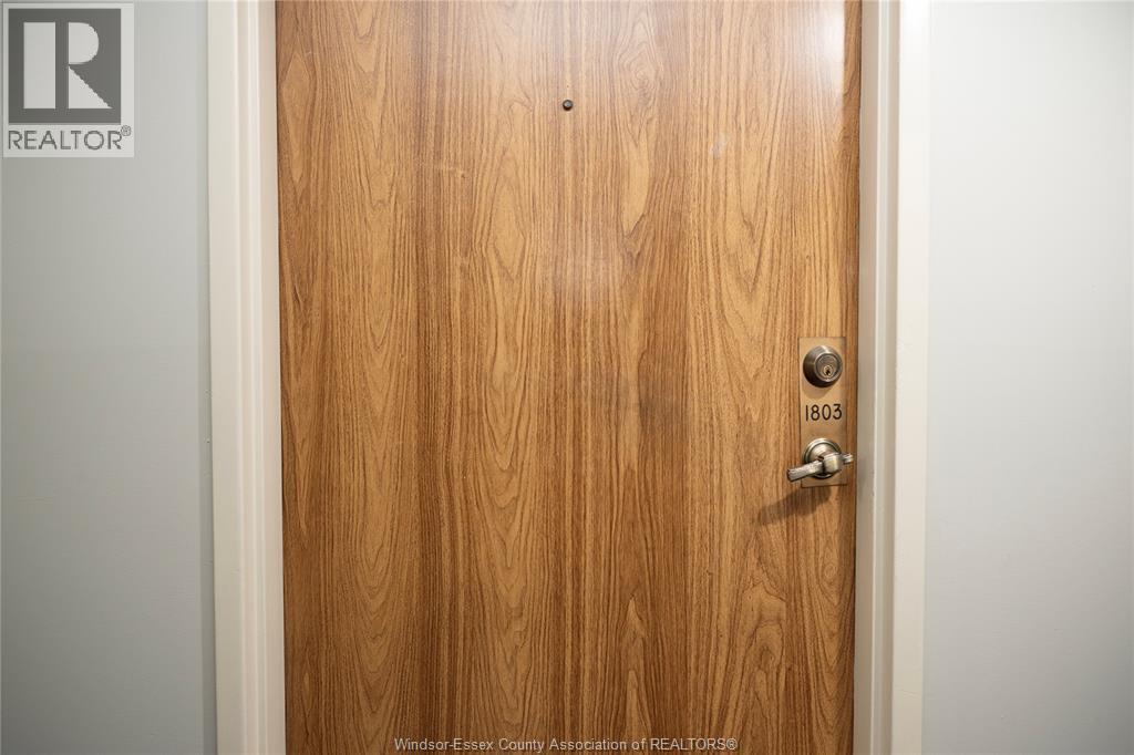 Photo 2 of 150 Park Unit 1803, Windsor ON
