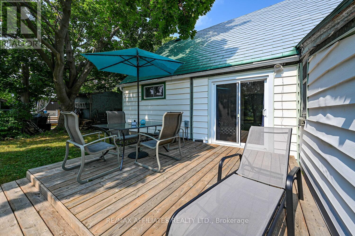 Photo 43 of 40 Oak Street, Smiths Falls ON