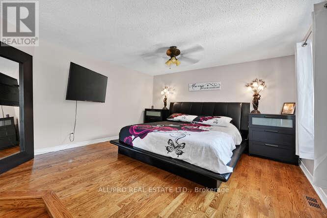 Photo 20 of 1144 Rideau Bend Crescent, Ottawa ON