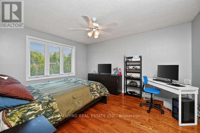 Photo 25 of 1144 Rideau Bend Crescent, Ottawa ON