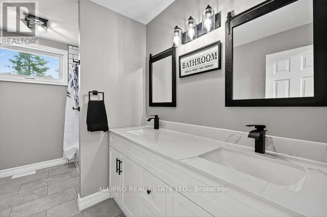 Photo 26 of 1144 Rideau Bend Crescent, Ottawa ON