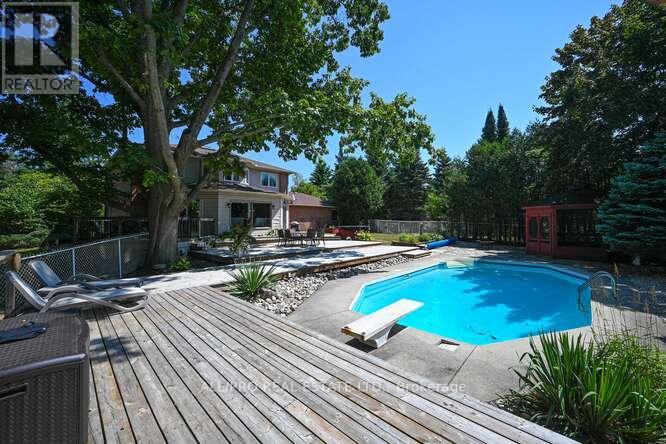 Photo 34 of 1144 Rideau Bend Crescent, Ottawa ON