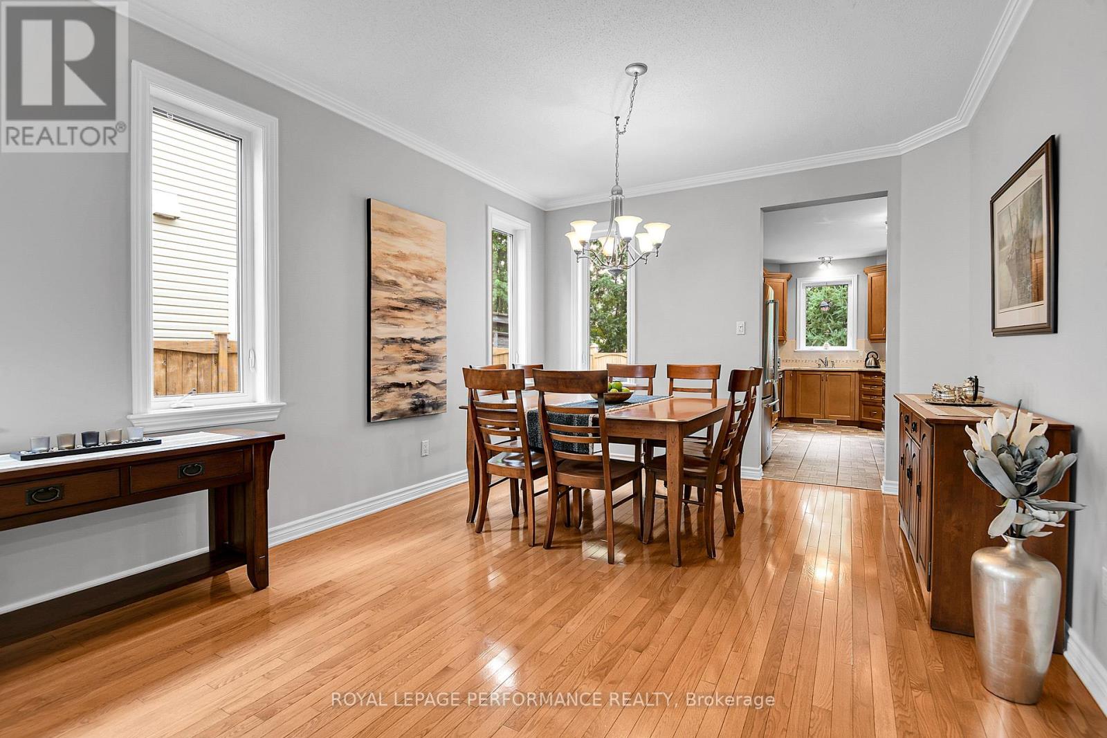 Photo 6 of 815 Long Point Circle, Ottawa ON