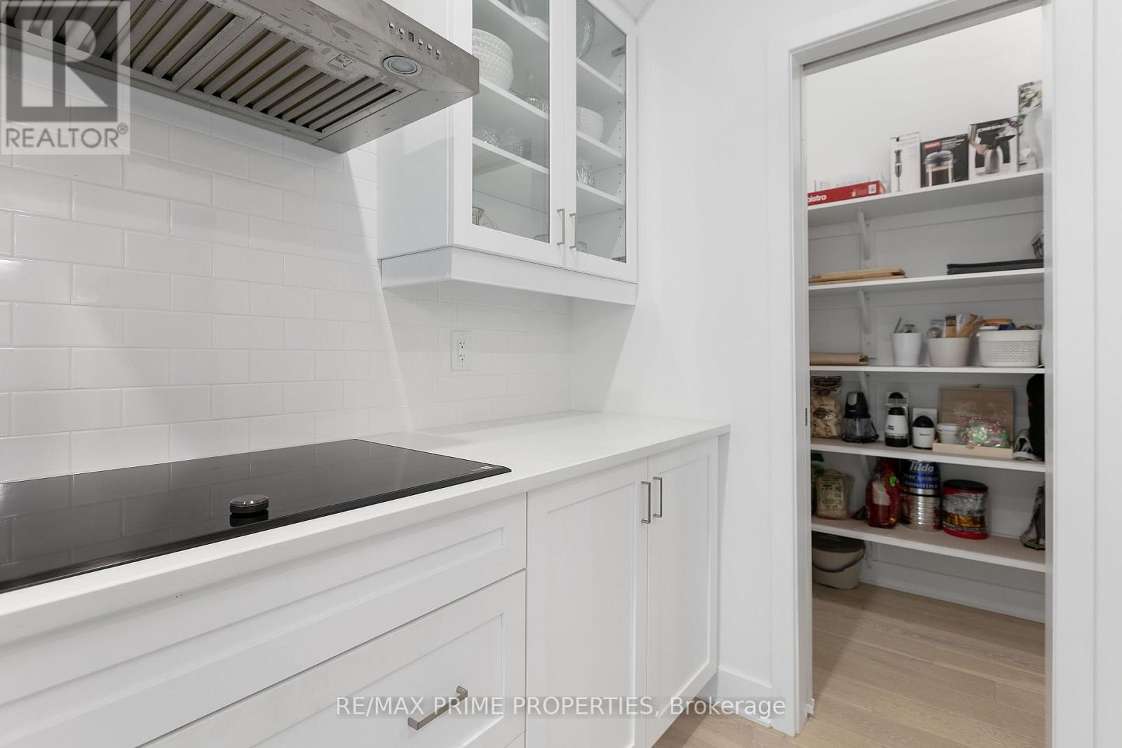 Photo 8 of 194 Bristol Crescent, North Grenville ON