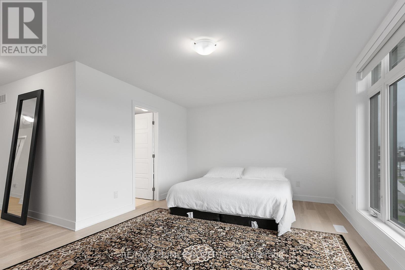 Photo 11 of 194 Bristol Crescent, North Grenville ON