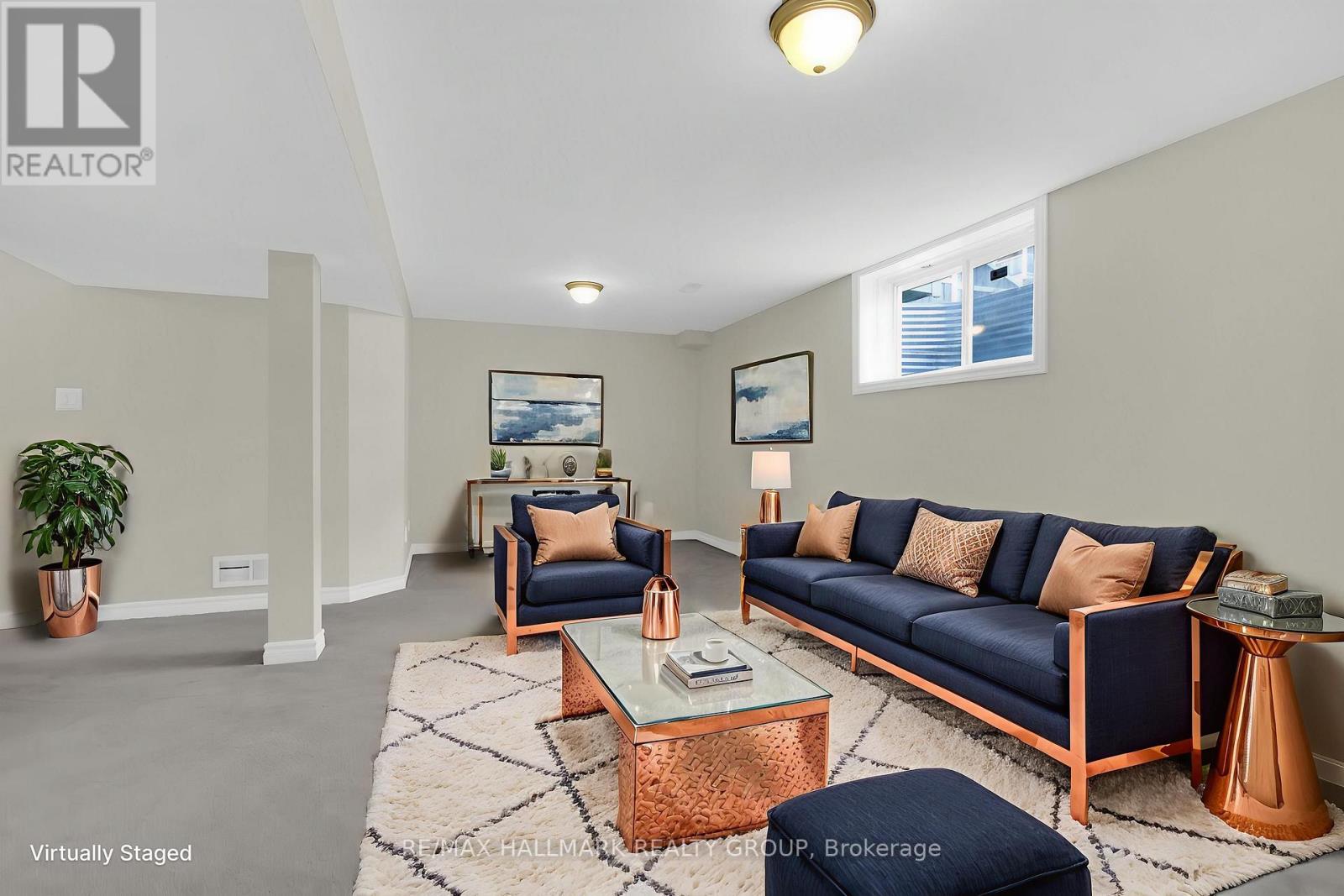 Photo 40 of 418 Temiskaming Crescent, Ottawa ON