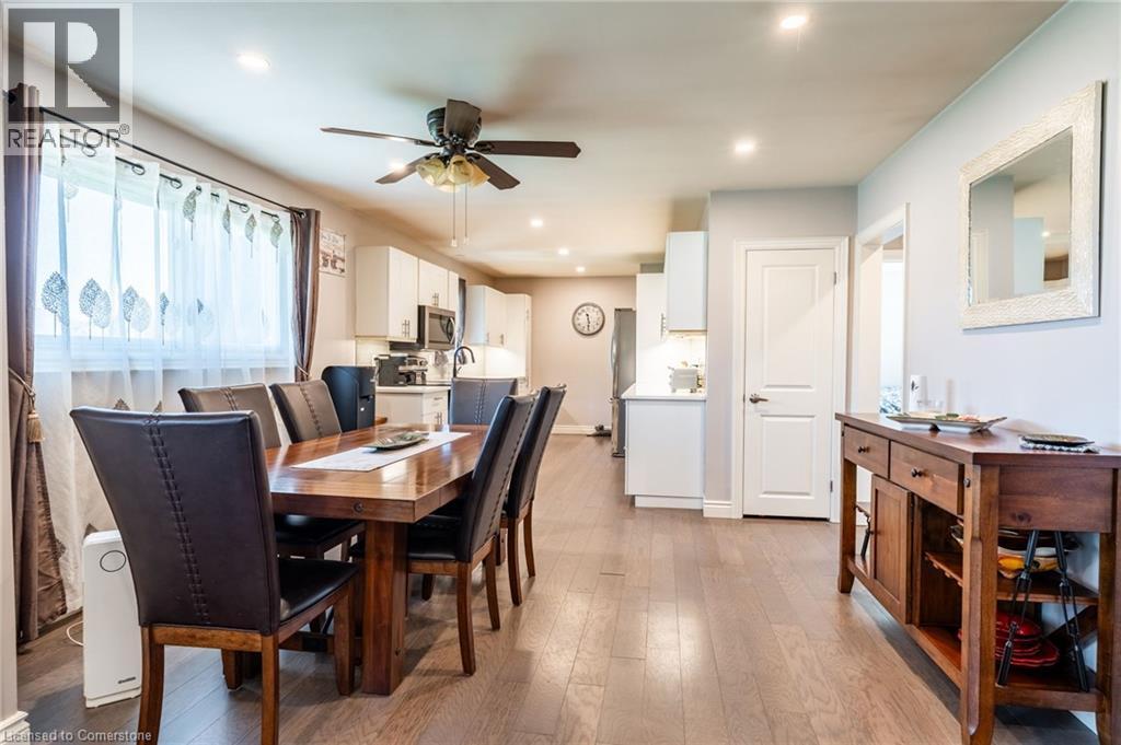 Photo 10 of 258 Oakhill Drive, Brantford ON