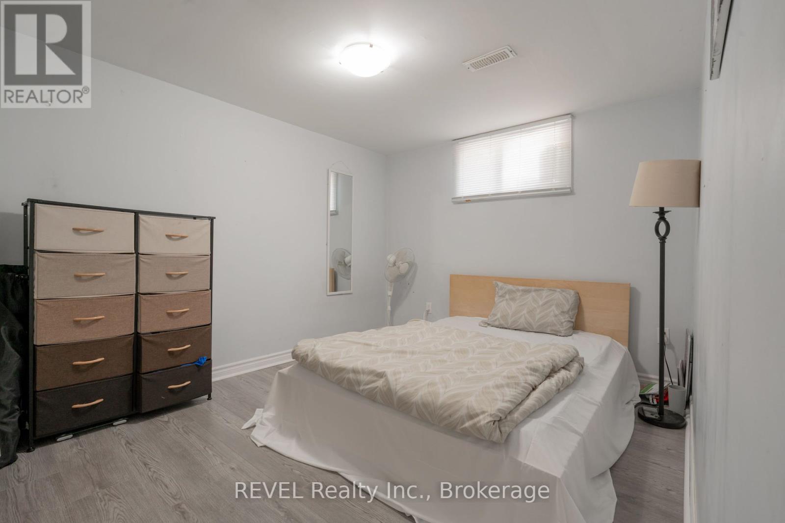 Photo 26 of 26 Hillgarden Road, St Catharines ON
