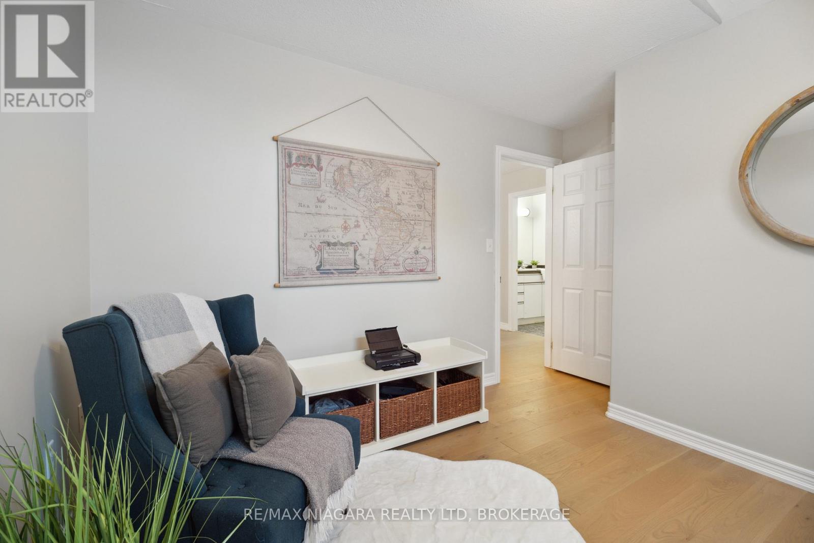 Photo 18 of 7955 Harvest Crescent, Niagara Falls ON