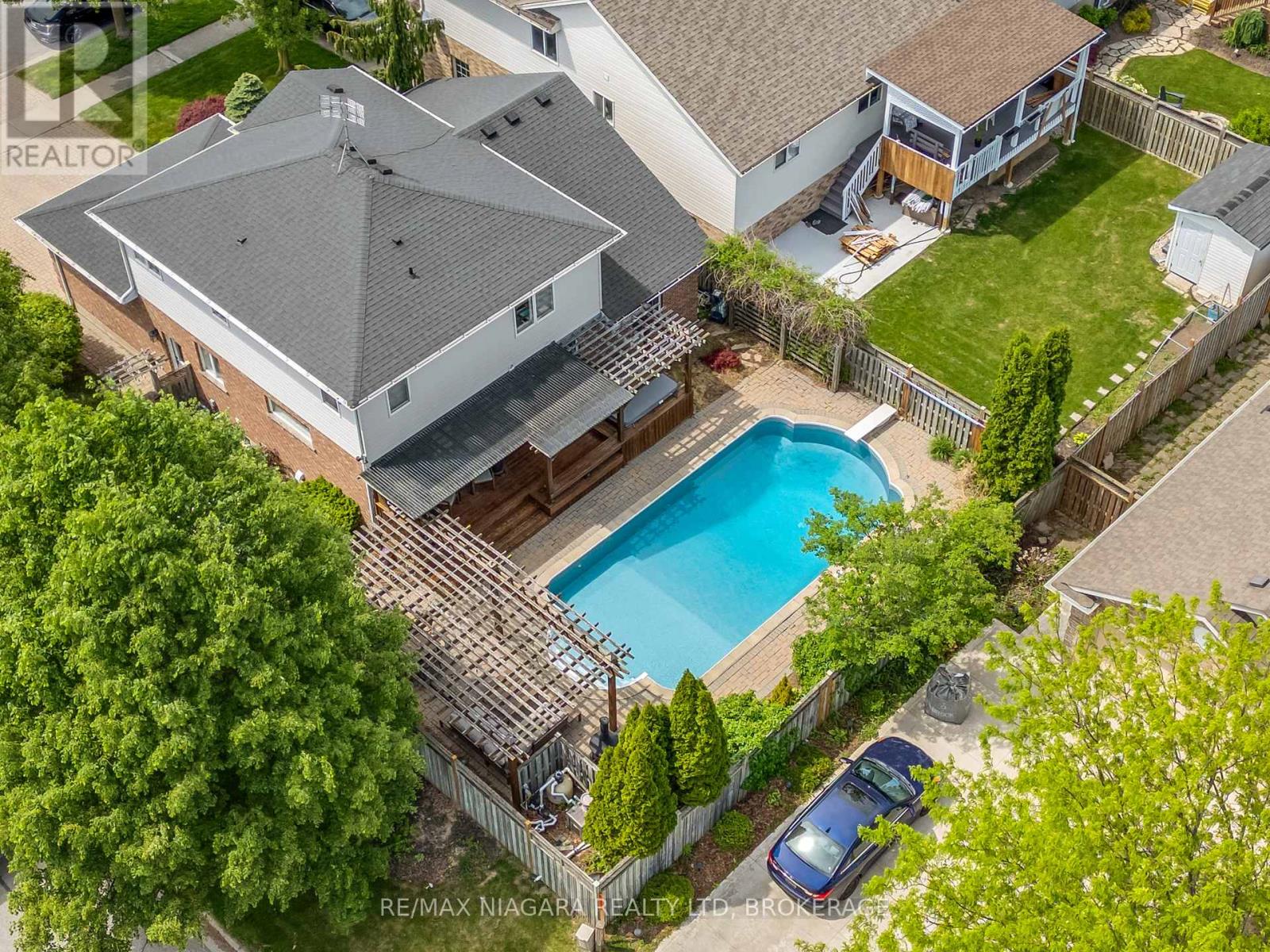 Photo 34 of 7955 Harvest Crescent, Niagara Falls ON