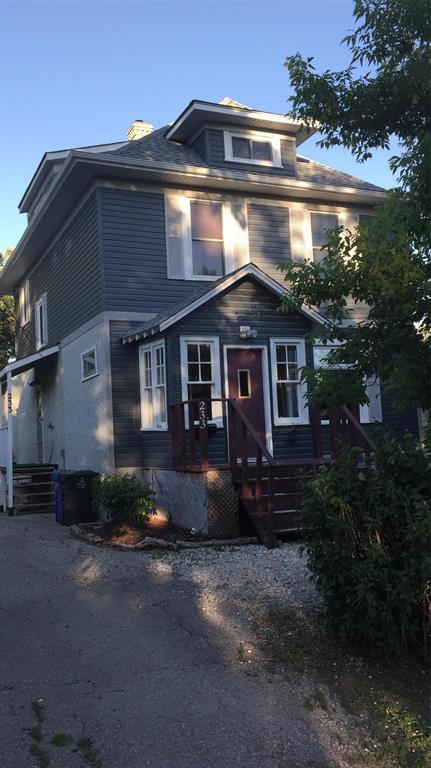 Photo 2 of 233 Wexford Street, Winnipeg MB