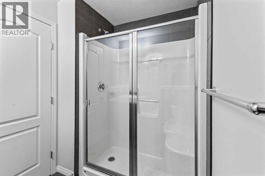 Photo 21 of 8 Copperpond Avenue Se, Calgary AB