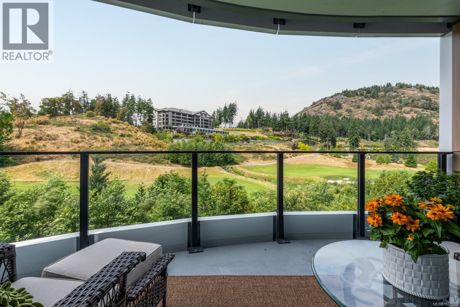 Photo 24 of 815 2000 Hannington Rd, Langford BC