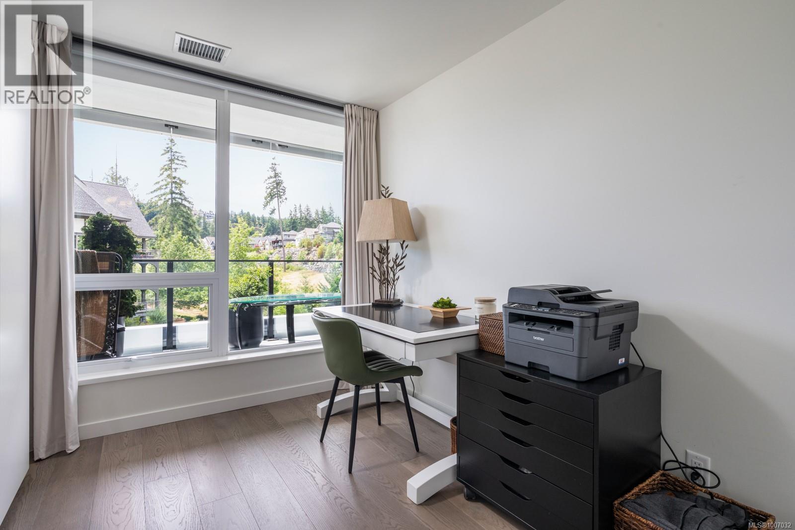Photo 11 of 815 2000 Hannington Rd, Langford BC