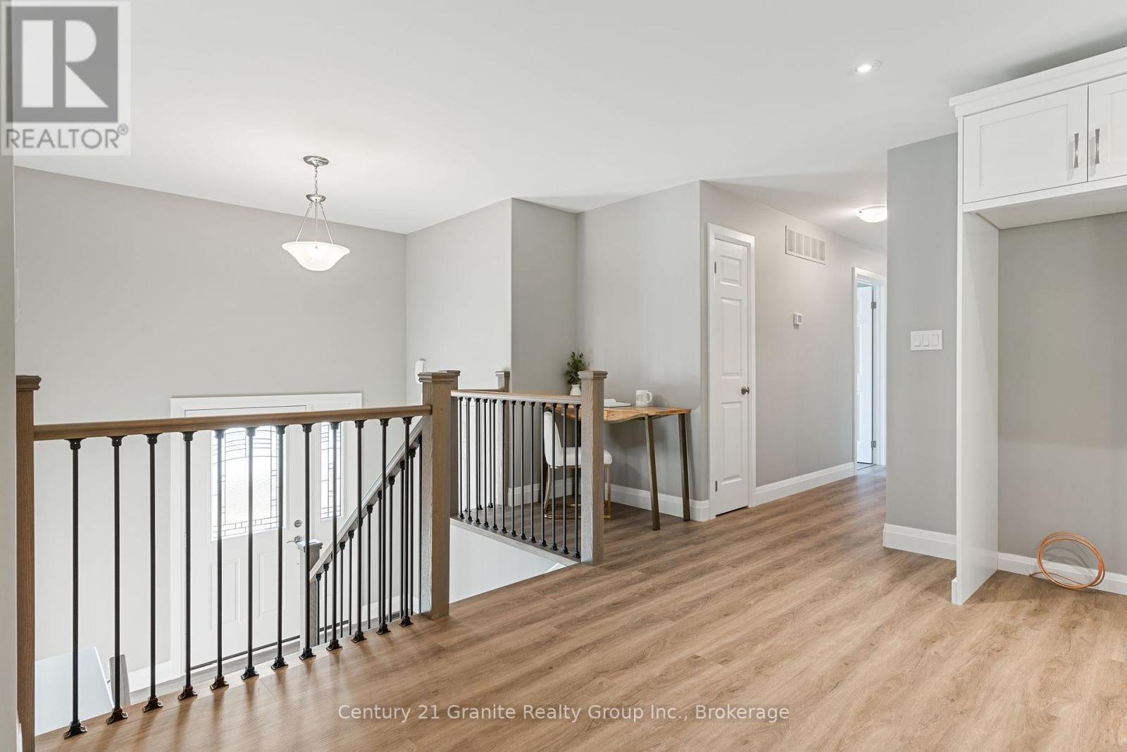 Photo 20 of 7 Marluc Avenue, Minden Hills ON