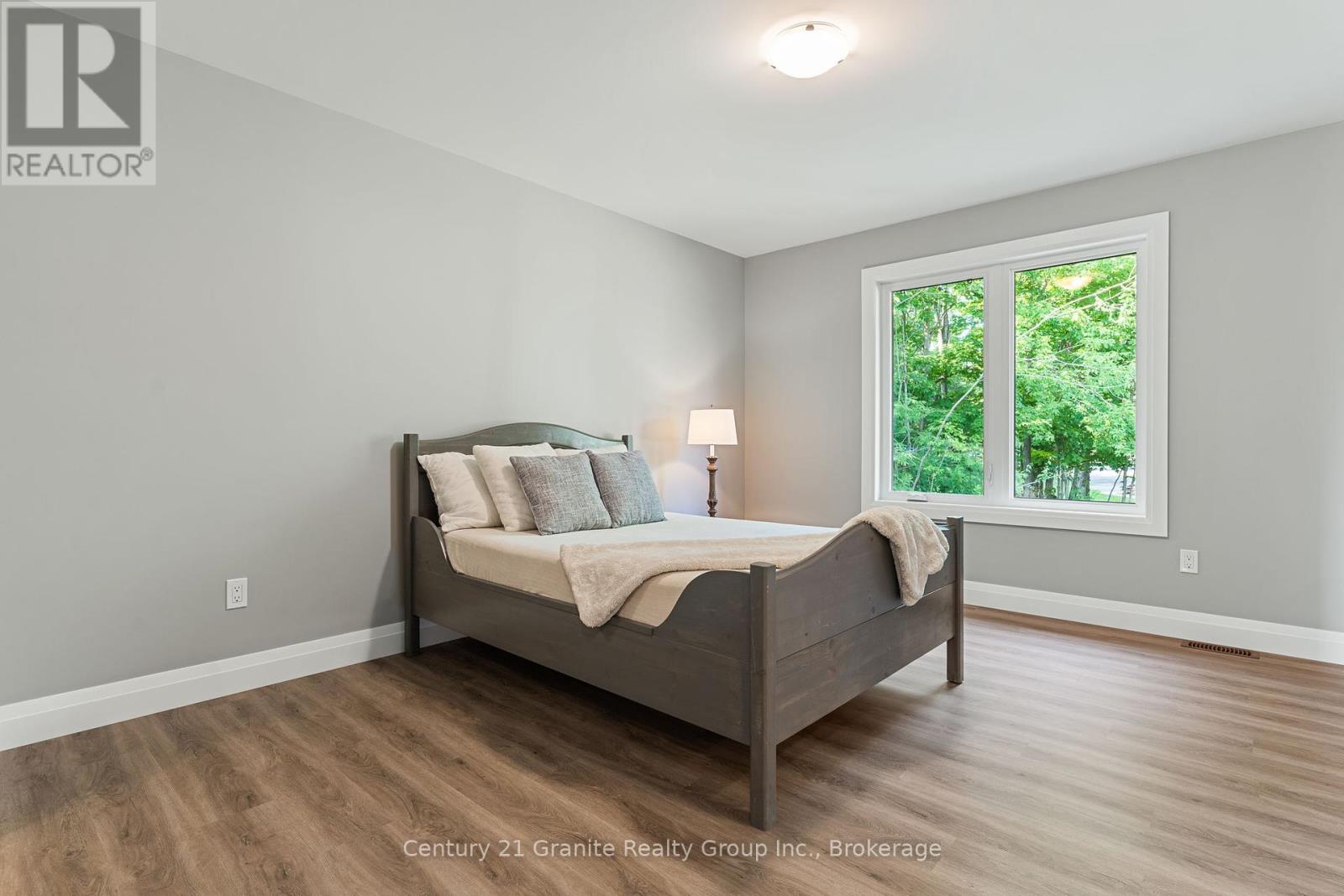 Photo 26 of 7 Marluc Avenue, Minden Hills ON