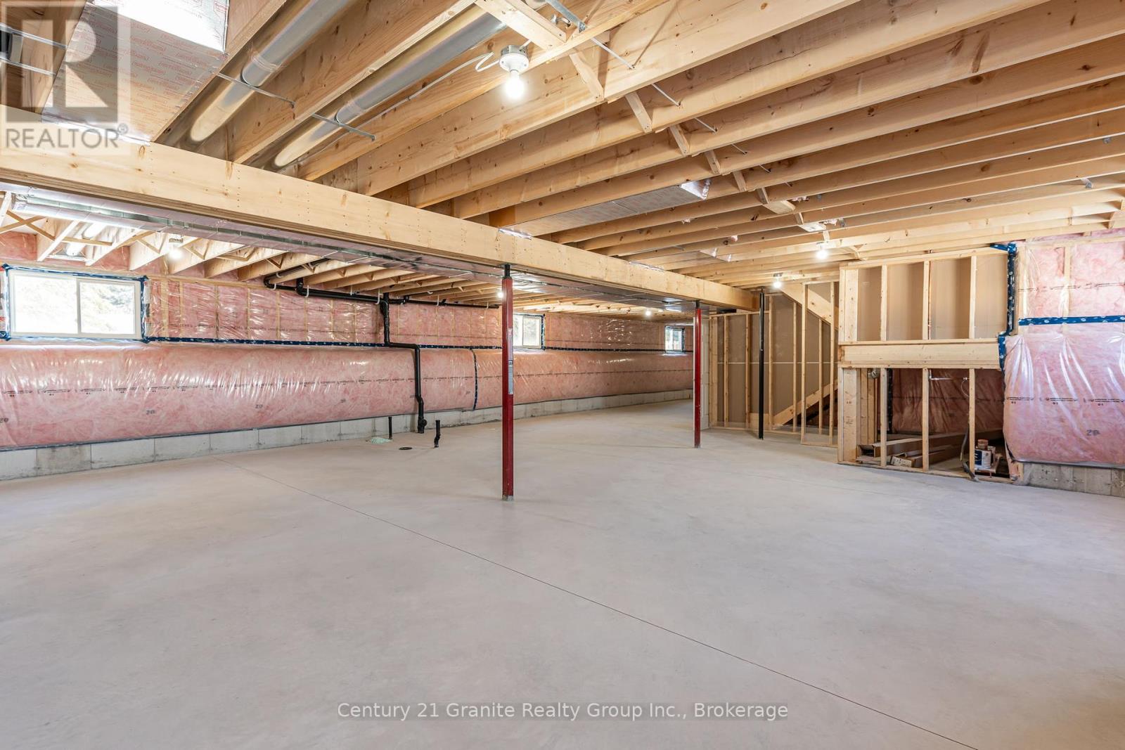 Photo 31 of 7 Marluc Avenue, Minden Hills ON