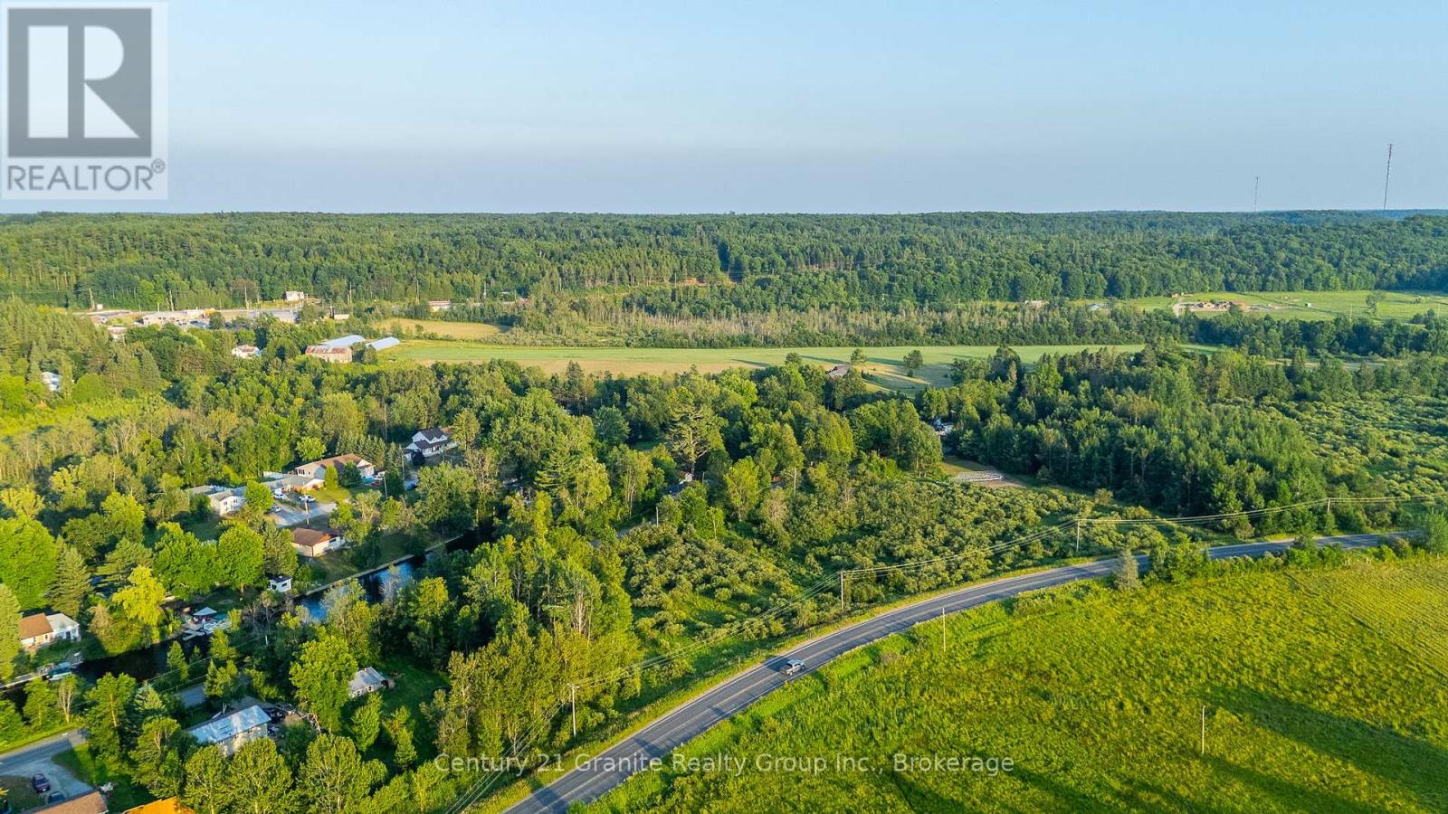 Photo 48 of 7 Marluc Avenue, Minden Hills ON