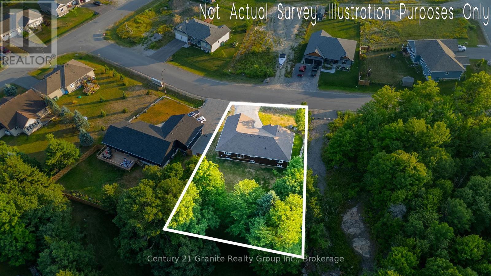 Photo 5 of 7 Marluc Avenue, Minden Hills ON