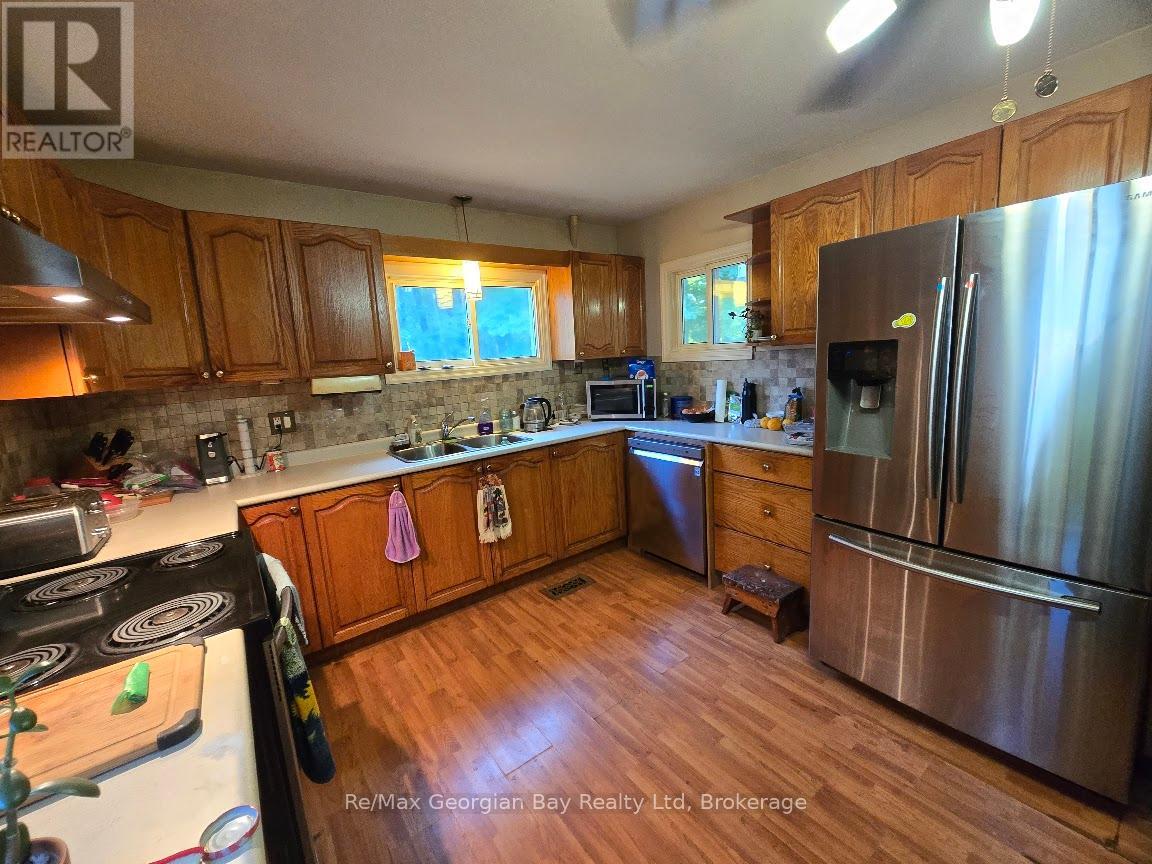 Photo 10 of 502 1713 Highway 11 South Highway, Gravenhurst ON