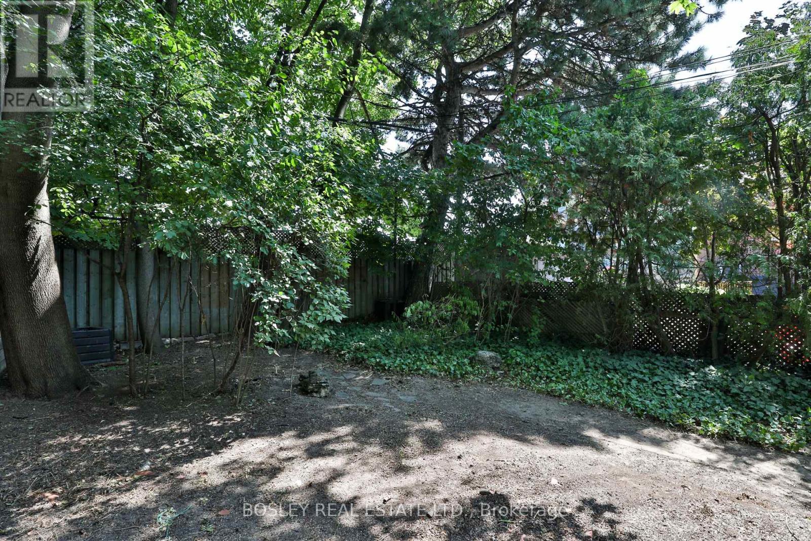 Photo 10 of 15 Whitewood Road, Toronto ON
