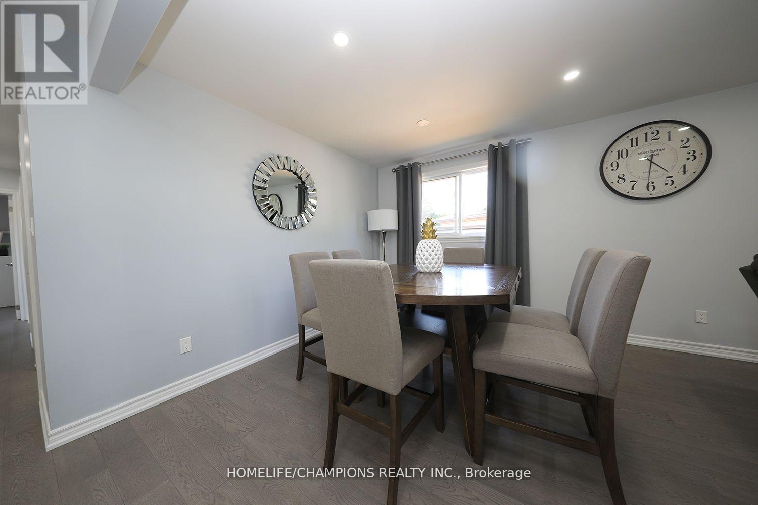 Photo 15 of 646 Chancery Court, Oshawa ON