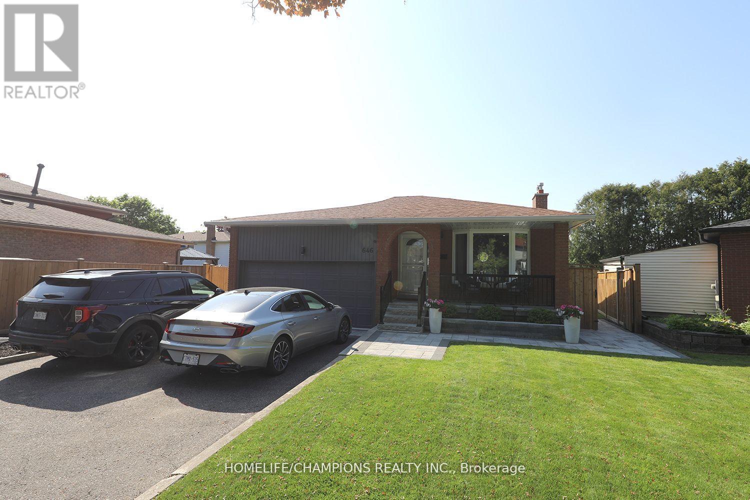 Photo 17 of 646 Chancery Court, Oshawa ON
