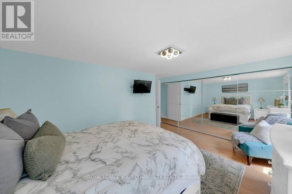 Photo 10 of 36 Dawson Street, Whitby ON