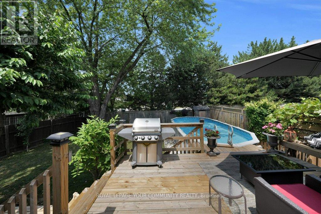 Photo 7 of 36 Dawson Street, Whitby ON