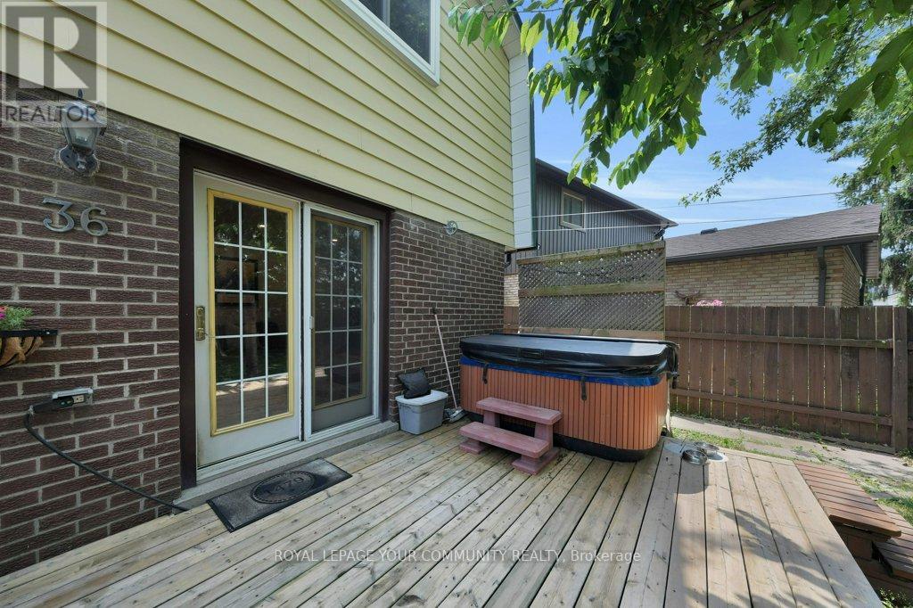 Photo 48 of 36 Dawson Street, Whitby ON