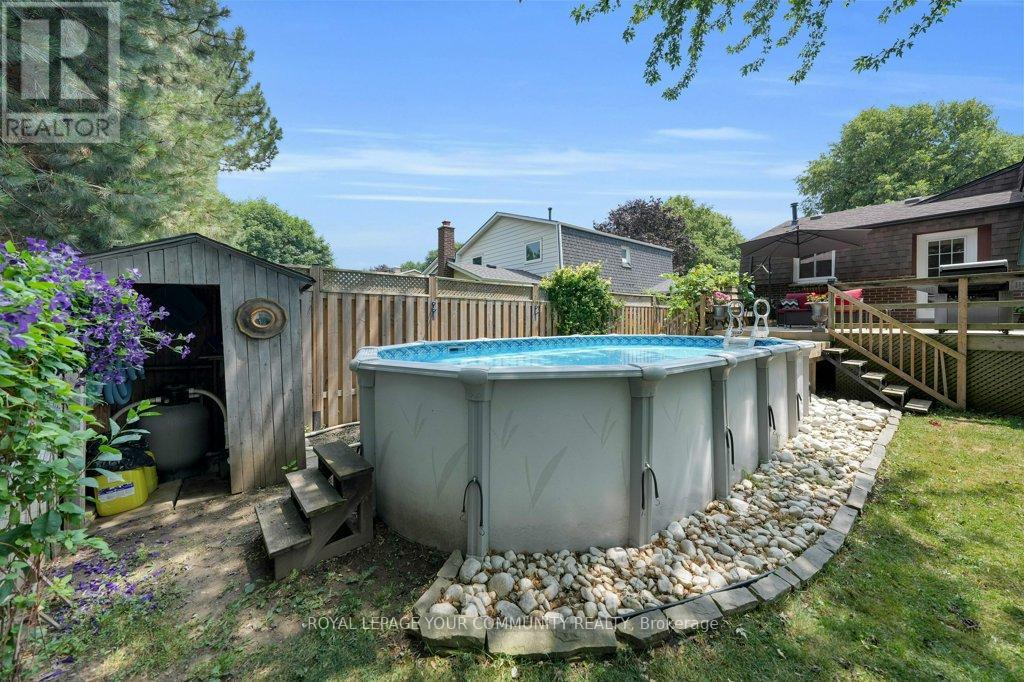 Photo 38 of 36 Dawson Street, Whitby ON