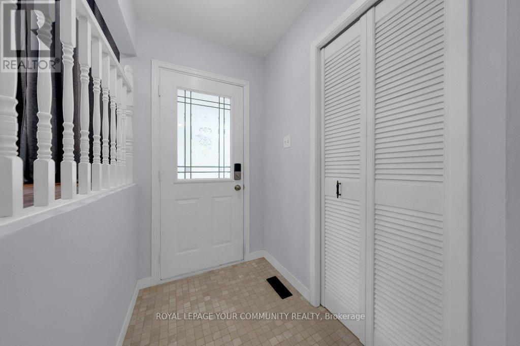Photo 2 of 36 Dawson Street, Whitby ON