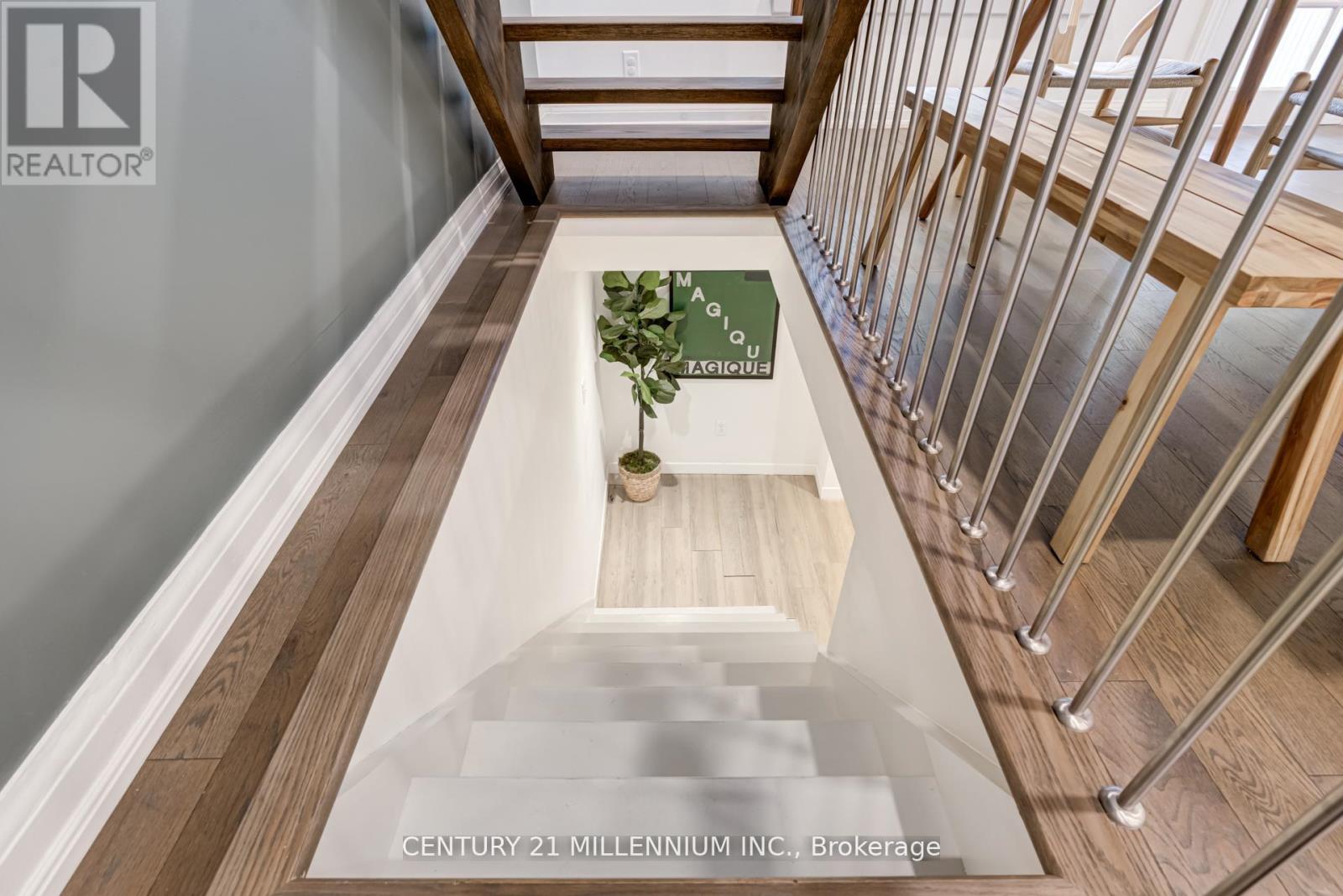 Photo 29 of 634 Woodbine Avenue, Toronto ON