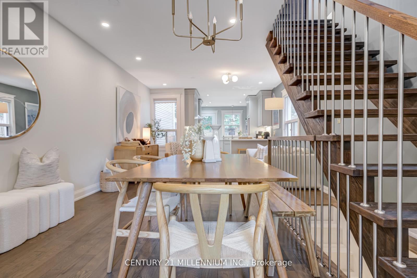Photo 9 of 634 Woodbine Avenue, Toronto ON