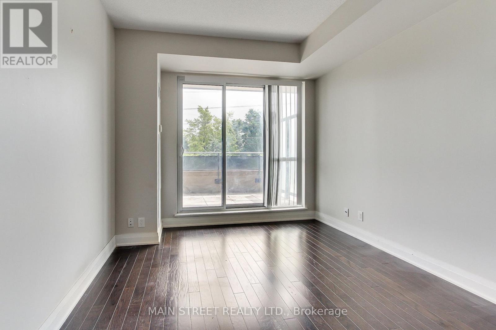 Photo 22 of 308 520 Steeles Avenue, Vaughan ON