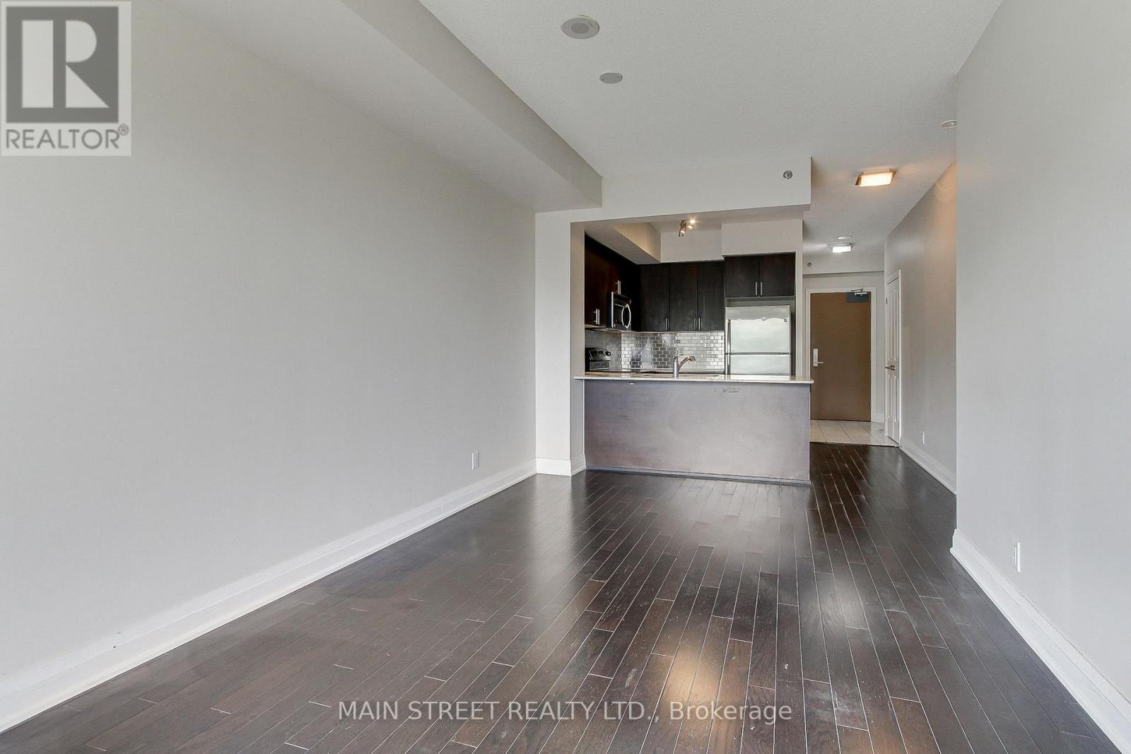 Photo 10 of 308 520 Steeles Avenue, Vaughan ON