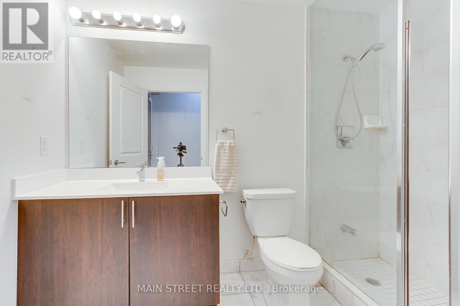 Photo 23 of 308 520 Steeles Avenue, Vaughan ON