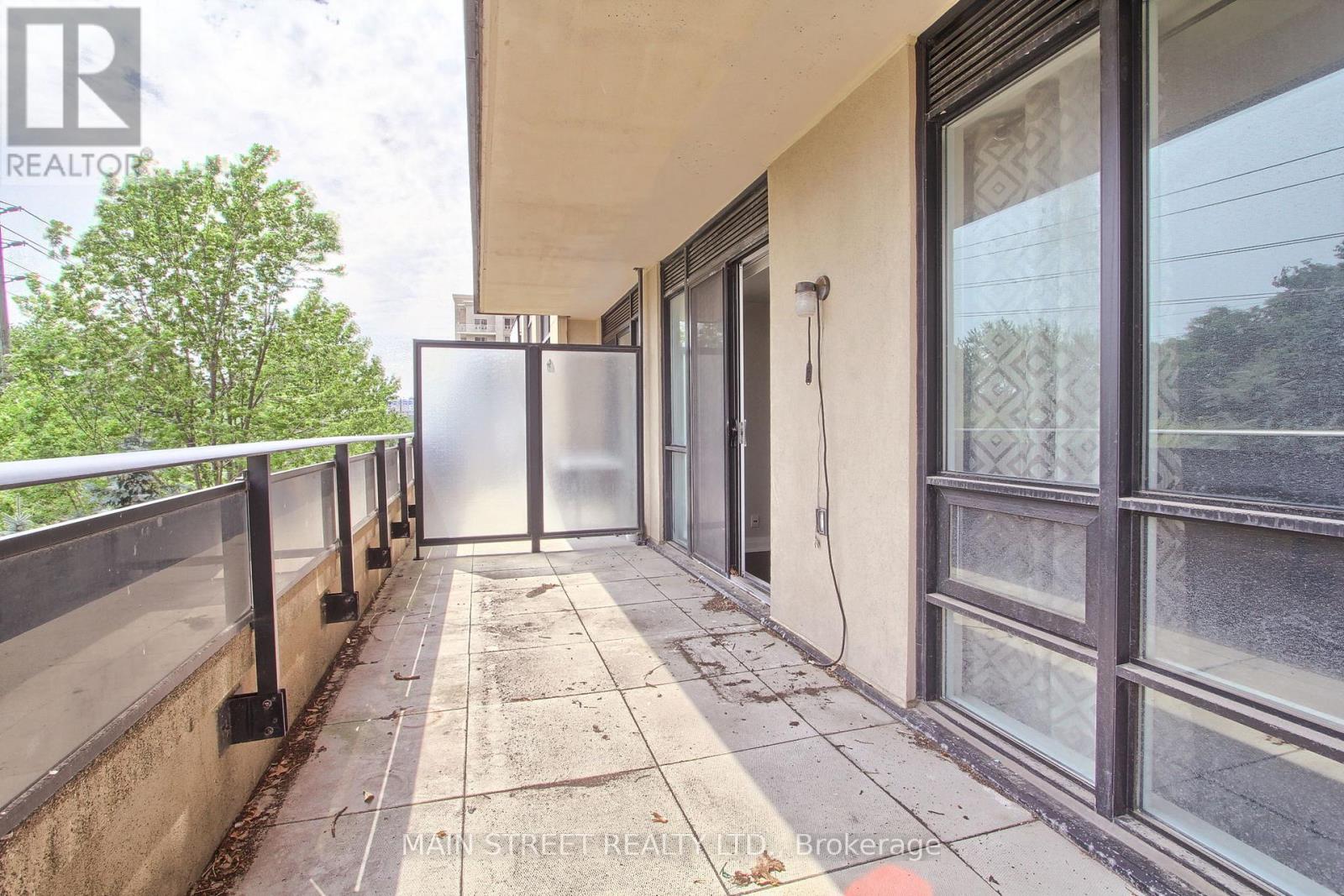 Photo 15 of 308 520 Steeles Avenue, Vaughan ON