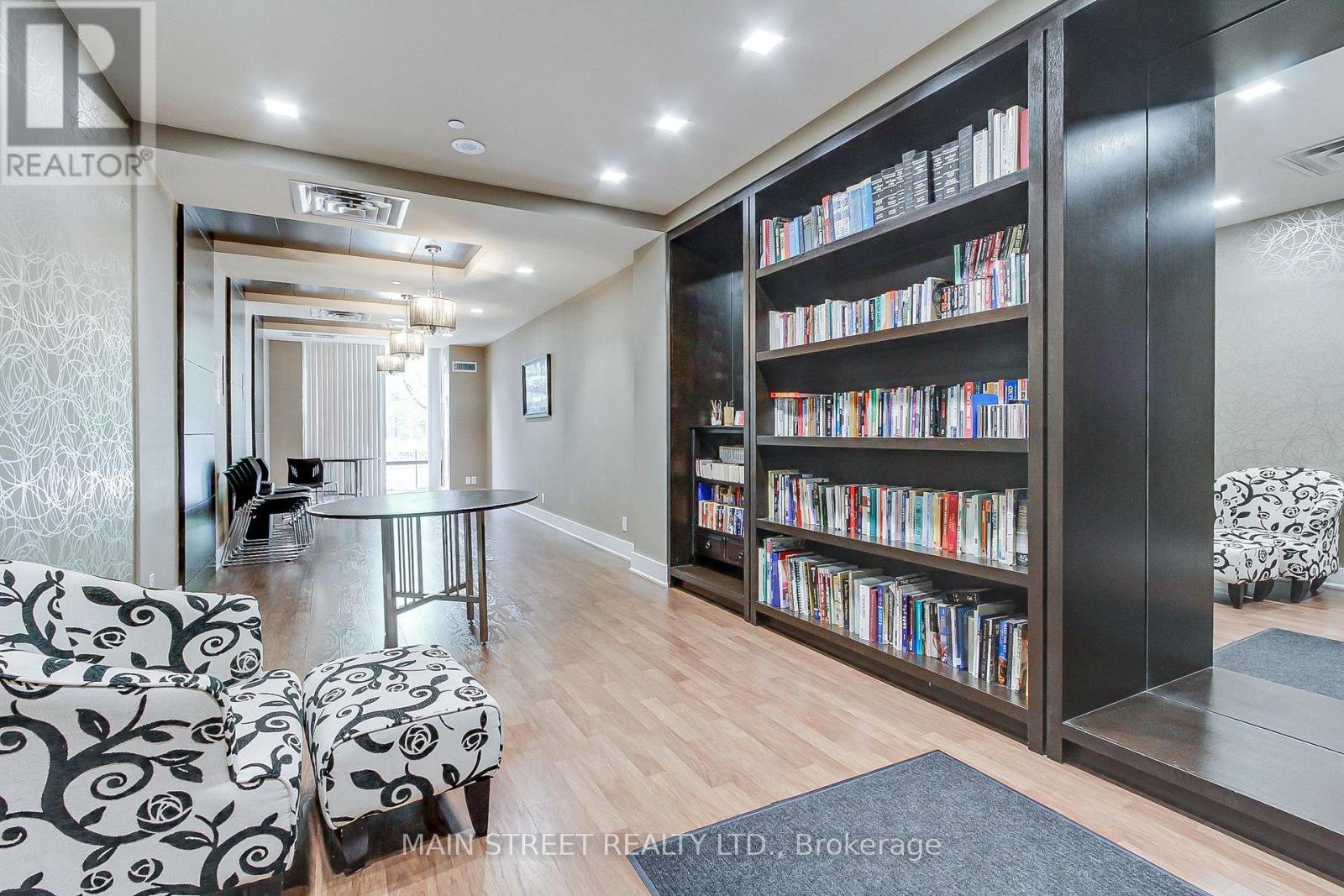 Photo 1 of 308 520 Steeles Avenue, Vaughan ON