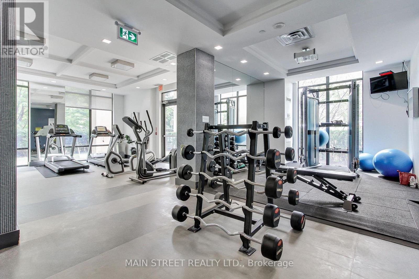 Photo 5 of 308 520 Steeles Avenue, Vaughan ON