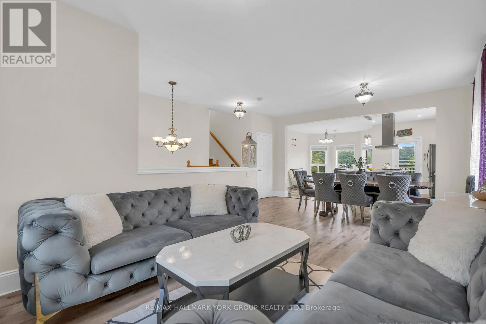Photo 2 of 36 Ball Avenue E, Brock ON