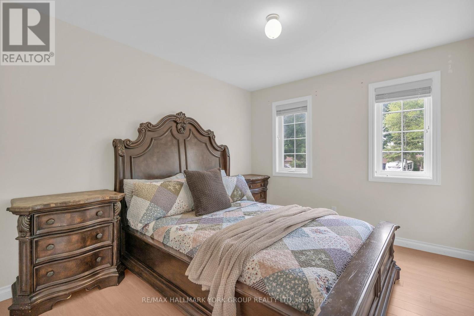 Photo 23 of 36 Ball Avenue E, Brock ON