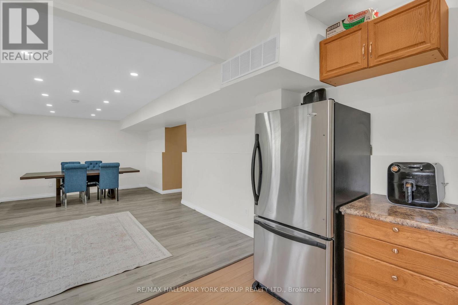 Photo 31 of 36 Ball Avenue E, Brock ON