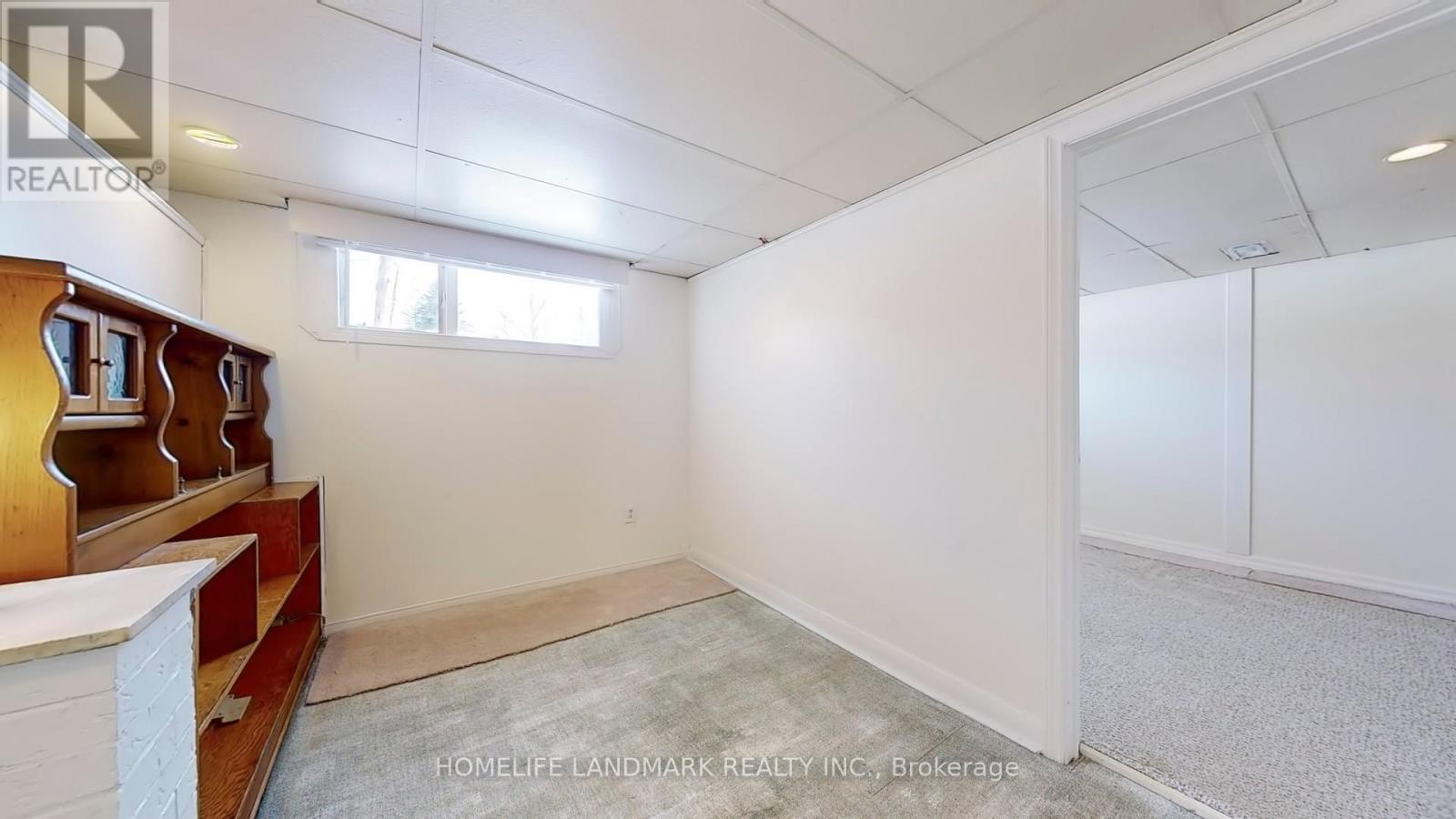 Photo 34 of 424 Bonita Crescent, Richmond Hill ON