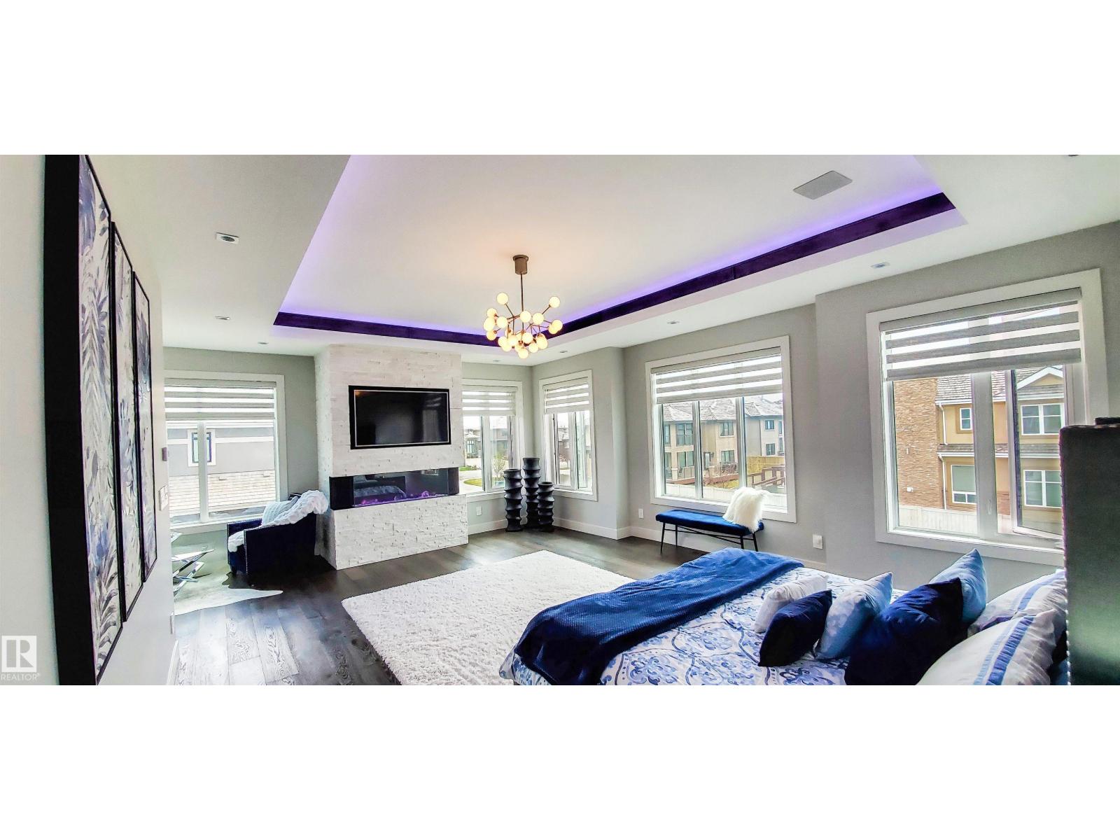 Photo 2 of 3627 Westcliff Wy Sw, Edmonton AB