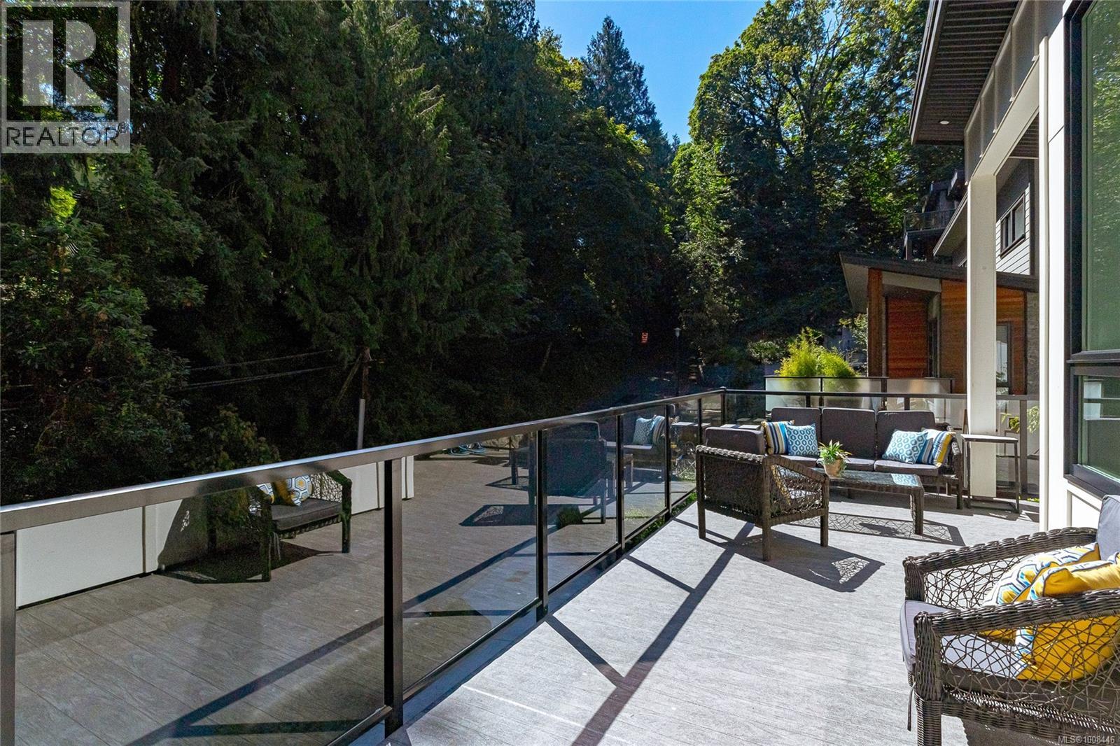 Photo 43 of 840 Haliburton Rd, Saanich BC
