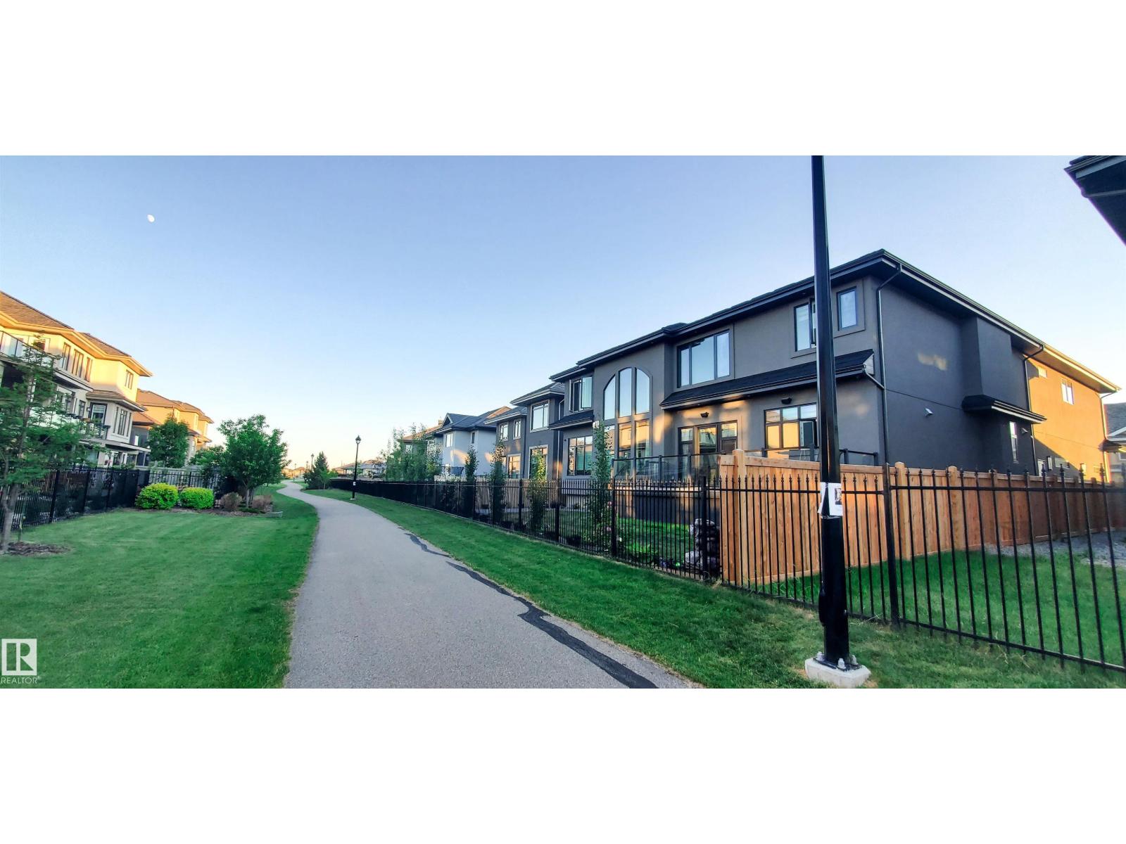 Photo 21 of 3627 Westcliff Wy Sw, Edmonton AB