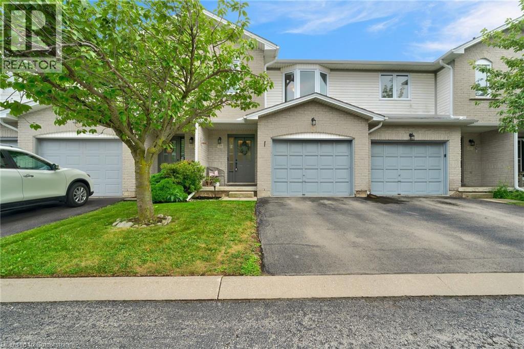 Photo 3 of 800 Paramount Drive Unit 28, Stoney Creek ON